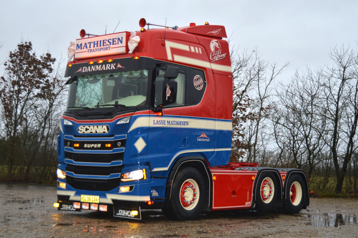 Lasse Mathiesen; SCANIA R HIGHLINE CR20H | WSI Models