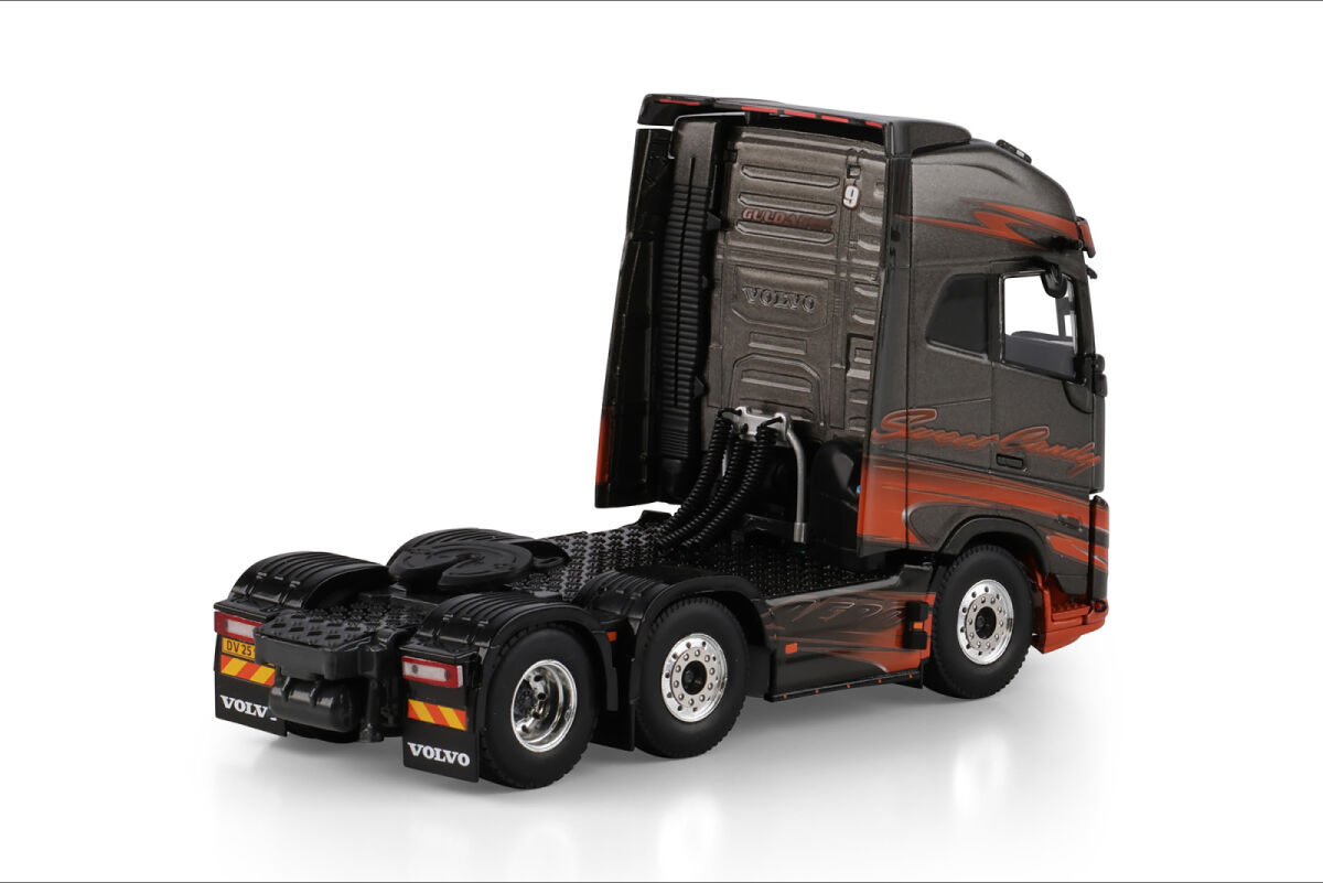 Guldager; VOLVO FH AERO GLOBETROTTER XL | WSI Models