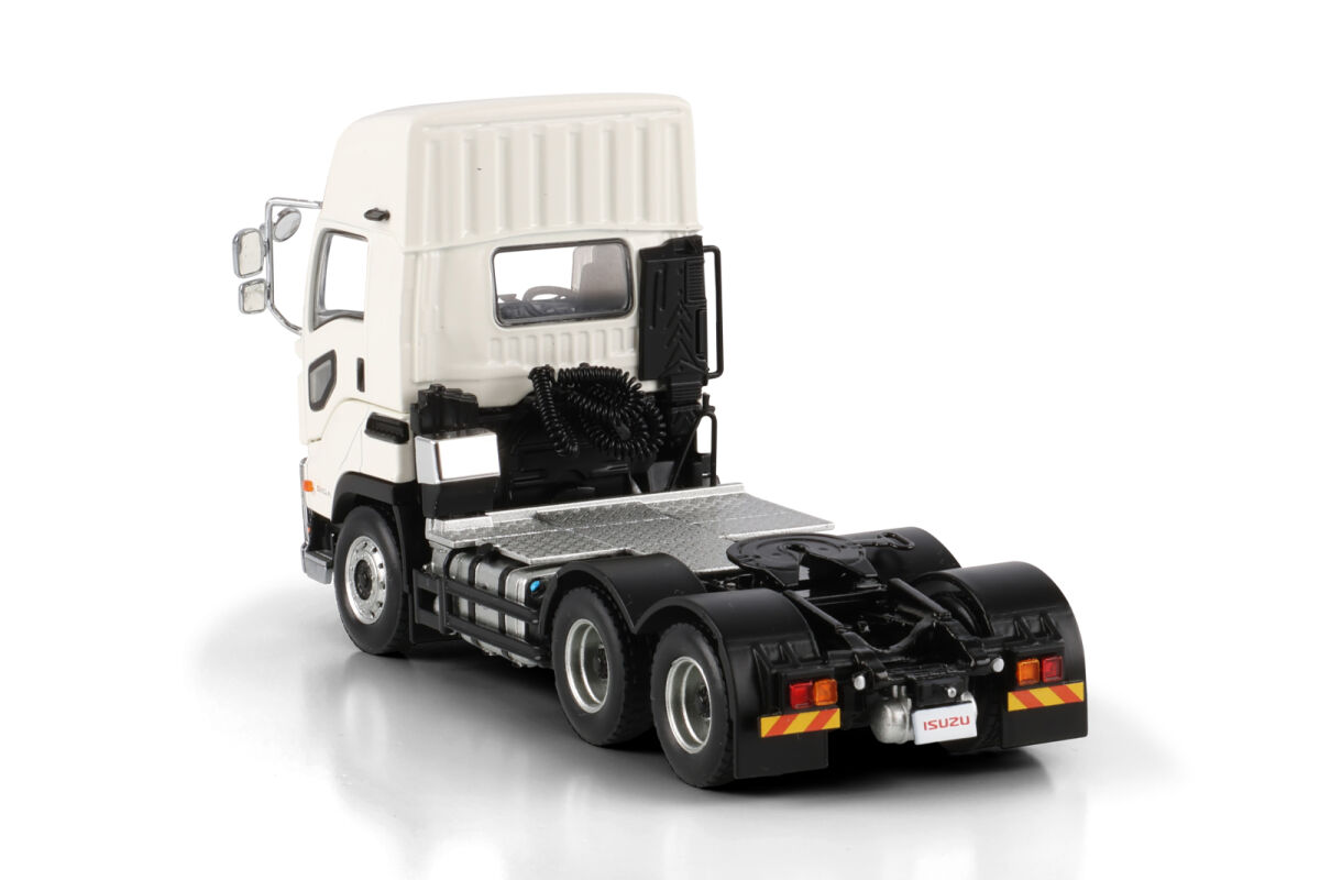 1/50 WSI いすゞギガ　ホワイト Isuzu; GIGA FULL-CAB HIGHROOF WHITE | WSI Models