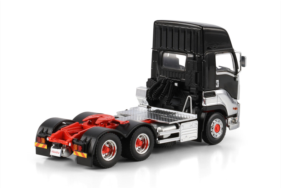 WSI 1/50 ISUZU GIGA HIGHROOF 6x4 ブラック ISUZU; GIGA FULL-CAB HIGHROOF BLACK | WSI Models