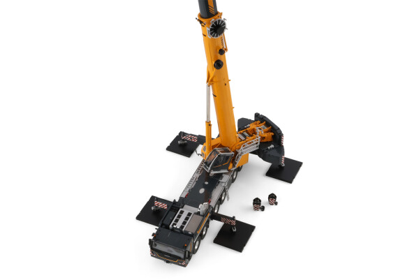 premium-line-liebherr-ltm-1300