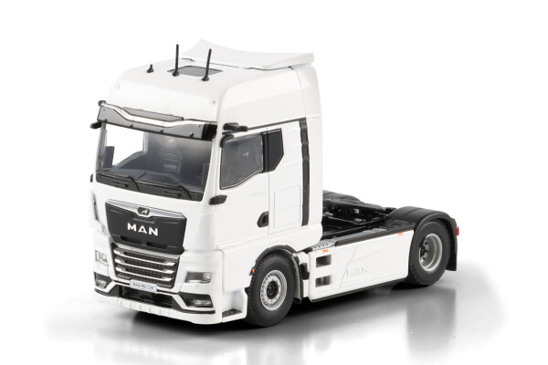 white-line-man-tgx-gx-4x2.jpg