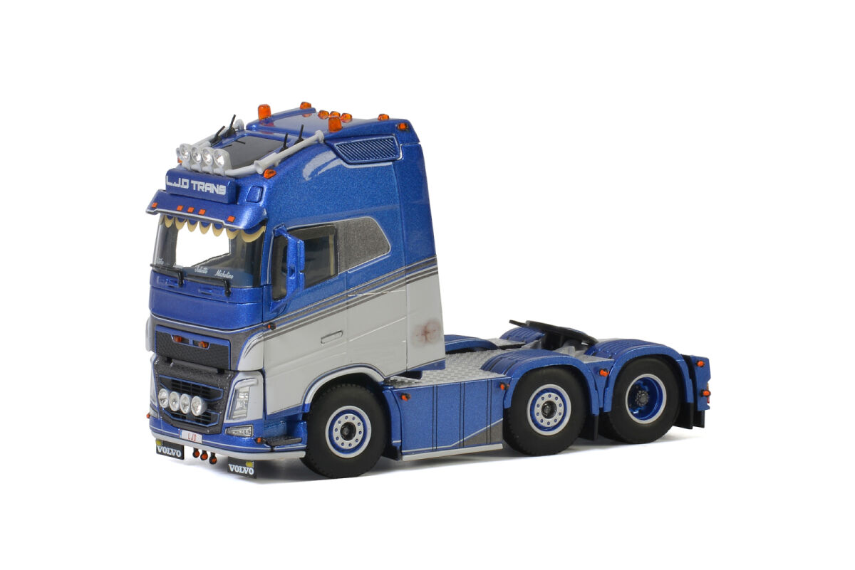 LJD Trans; VOLVO FH4 GLOBETROTTER XL 6X2 | WSI Models