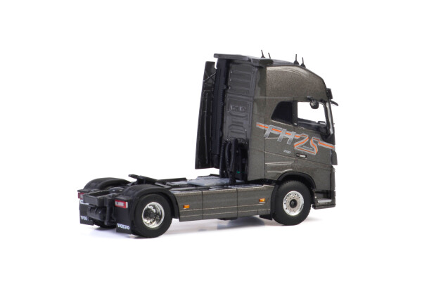 premium-line-volvo-fh4-