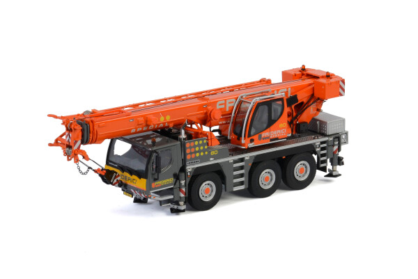 新品未使用　Friderici Liebherr MK140 1/50 Friderici Liebherr MK 140 モバイルクレーン / WSI 1/50 : バスク