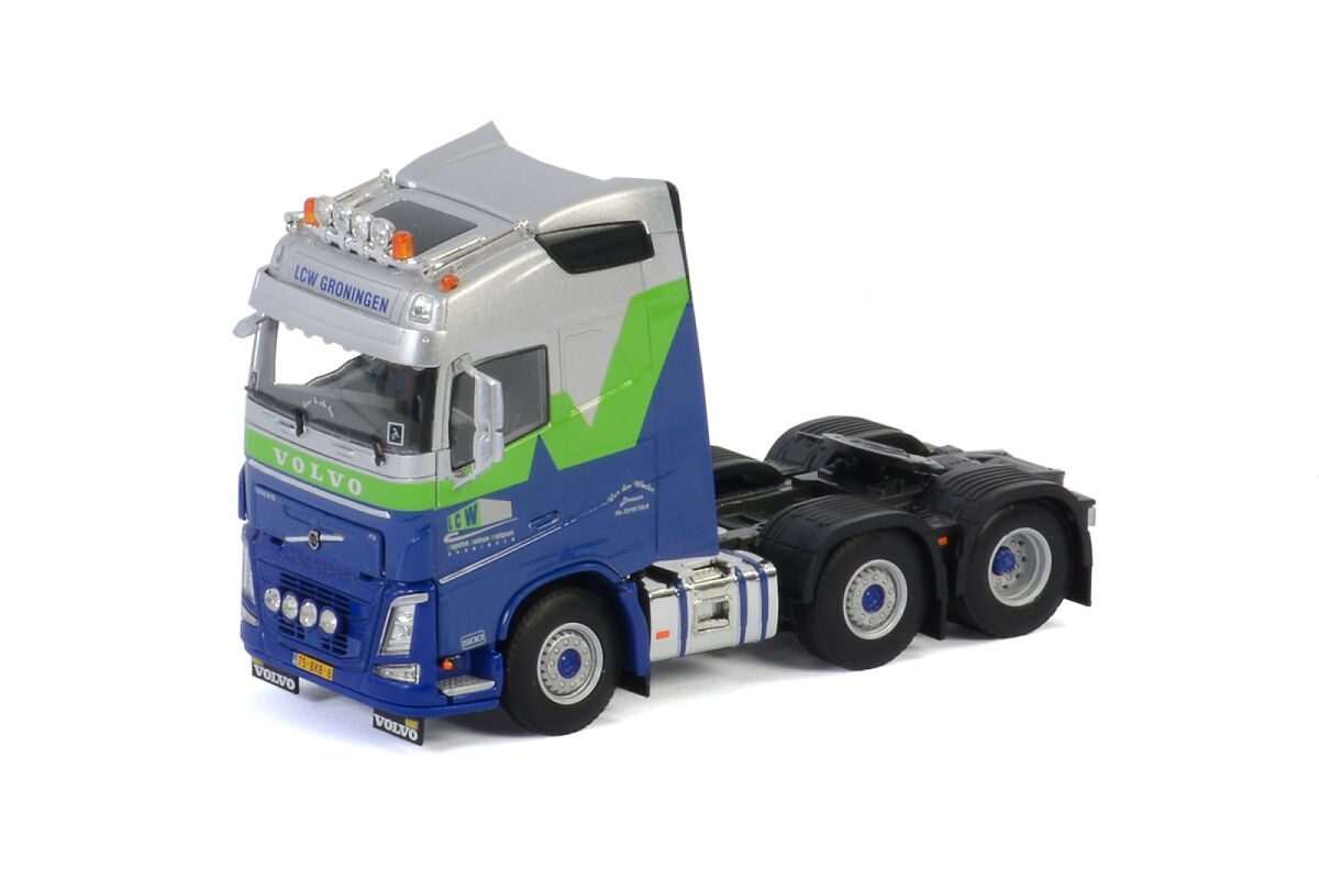 Van der Wielen; VOLVO FH4 GLOBETROTTER | WSI Models