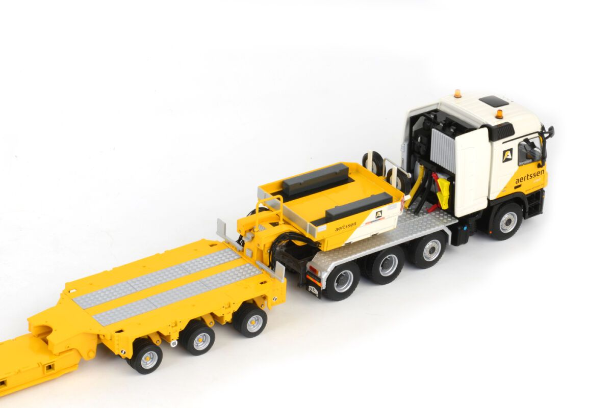 Aertssen; Mercedes Titan 8x4 Scheuerle I | WSI Models