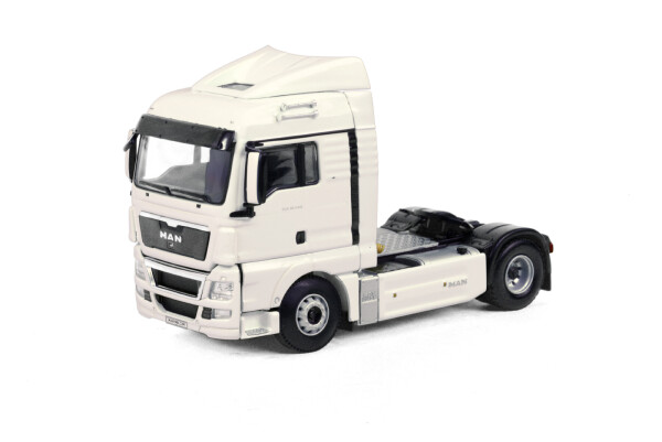 man-tgx-xlx-4x2.jpg