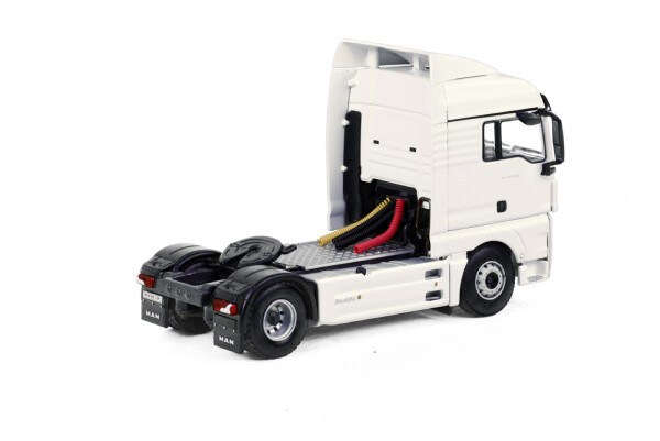 man-tgx-xlx-4x2.jpg