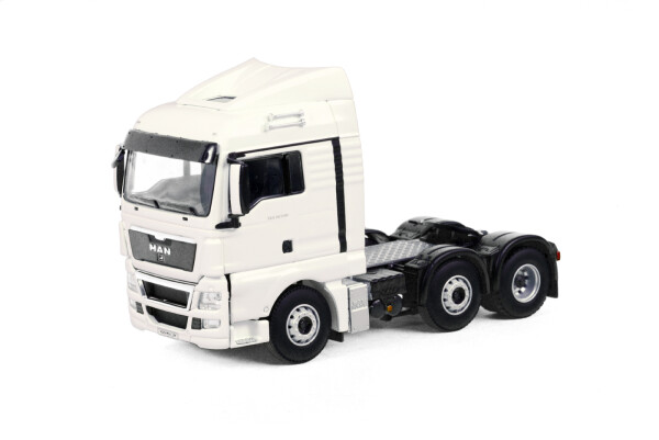 man-tgx-xlx-6x2.jpg