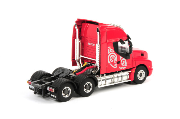 iveco-strator-red-6x4.jpg