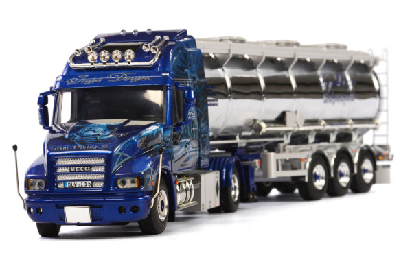 ingo-dinges-iveco-strator-4x2-