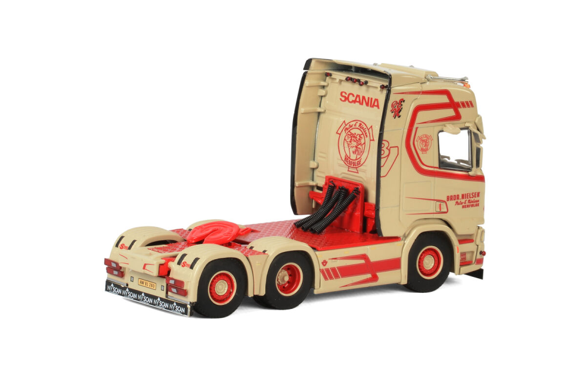 Peter E. Nielsen; SCANIA R HIGHL I CR20H | WSI Models