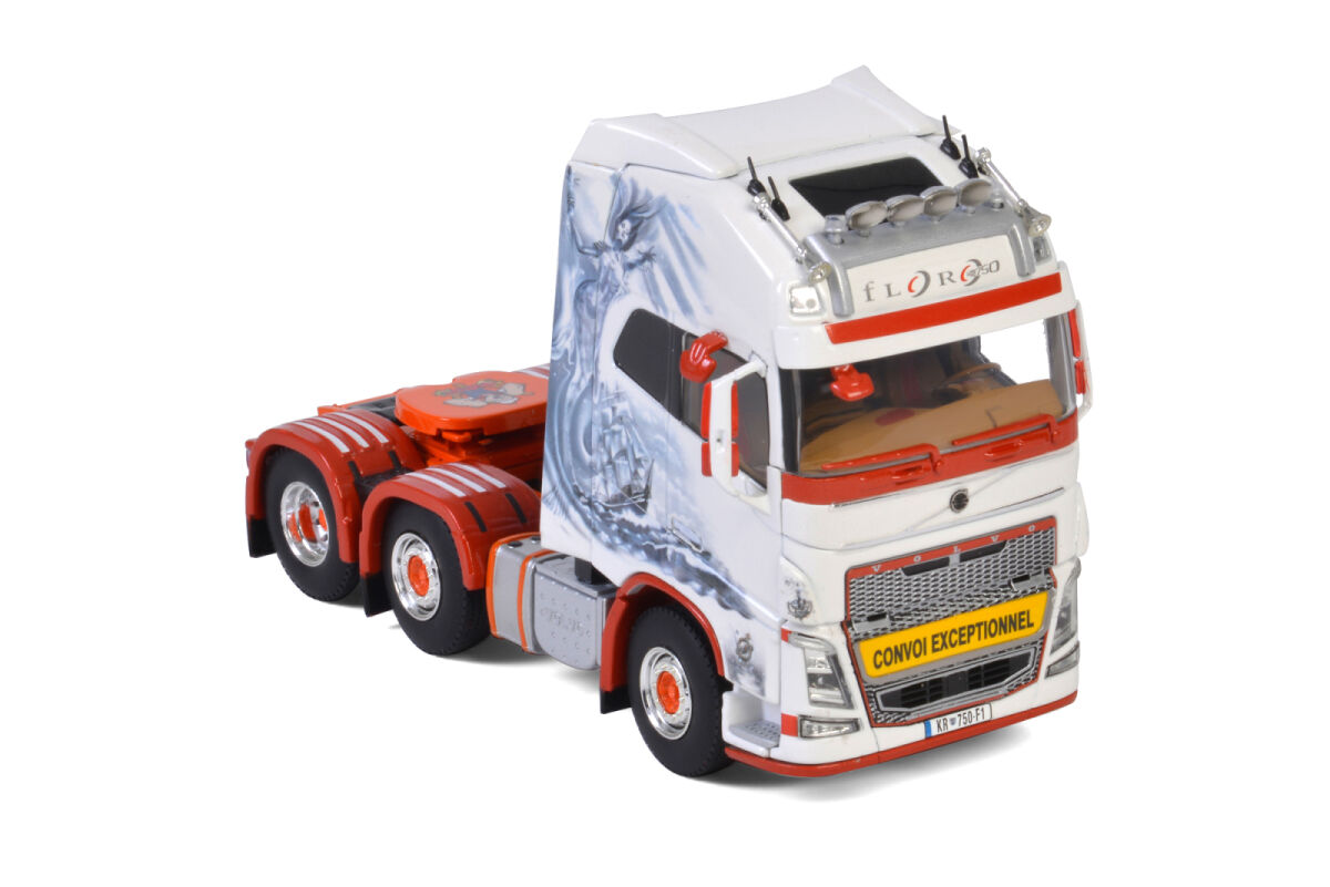 Floro; VOLVO FH4 GLOBETROTTER XXL 6x2 TW | WSI Models