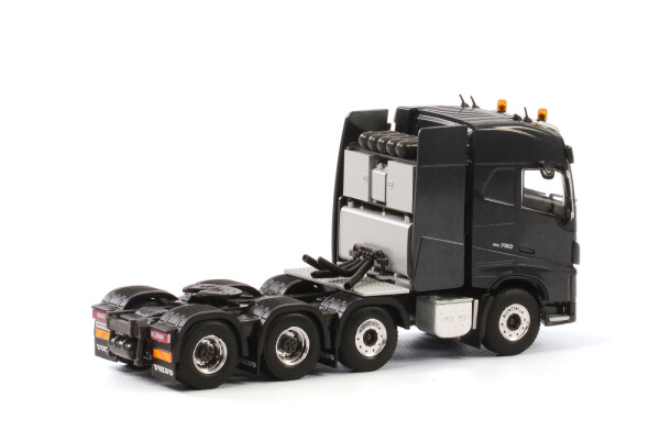 Premium Line; VOLVO FH4 GLOBETROTTER 8x* | WSI Models