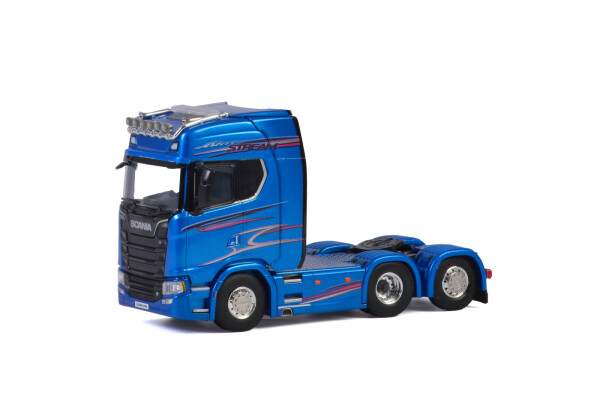 premium-line-scania-s-highline