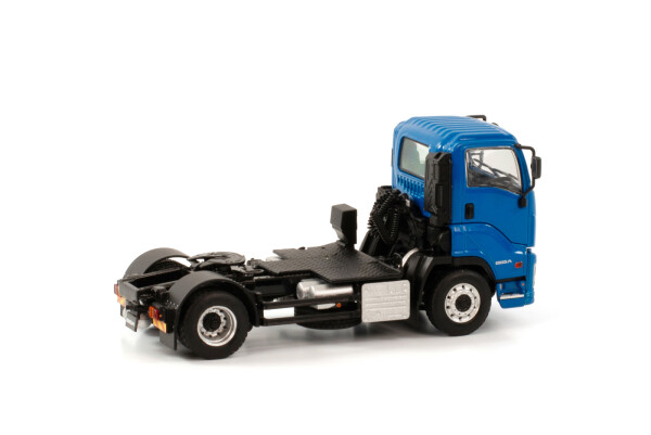 Isuzu; GIGA SHORT CAB 4X2 BLUE | WSI Models
