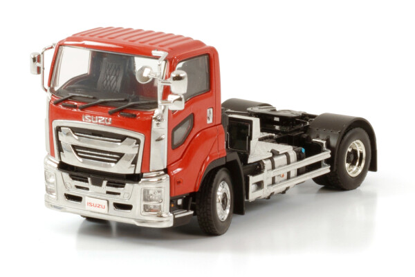 isuzu-giga-short-cab-4x2-red.jpg