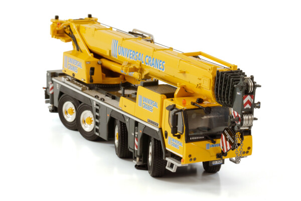 universal-cranes-liebherr-ltm-