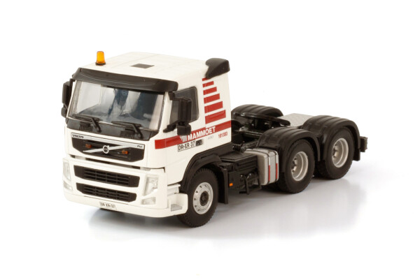 mammoet-volvo-fm3-sleeper-cab-