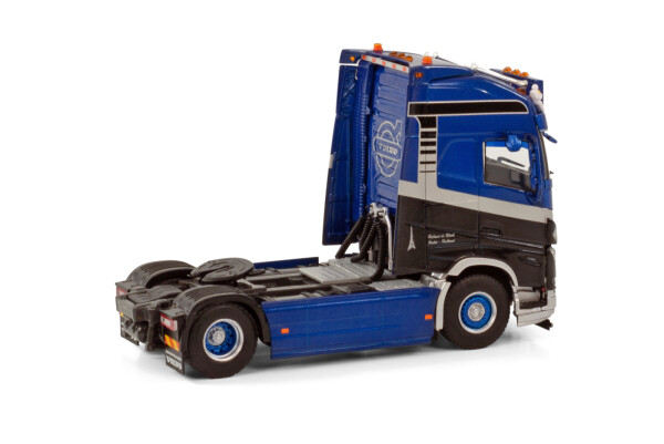 Roland de Block; VOLVO FH5 GLOBETROTTER | WSI Models