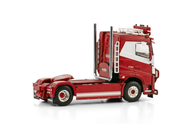 tjc-volvo-fh4-sleeper-cab-4x2.jpg