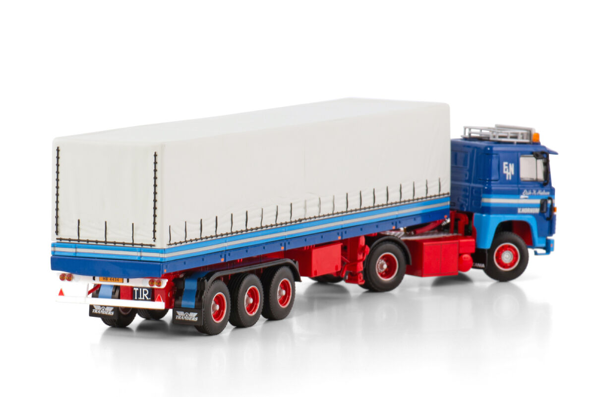 2017 DAF LF320FA 4x2 Camion Remorque A Rideau Coulissant Curtain Side 2017 DAF LF320FA 4x2 Camion Remorque A Rideau Coulissant Curtain Side