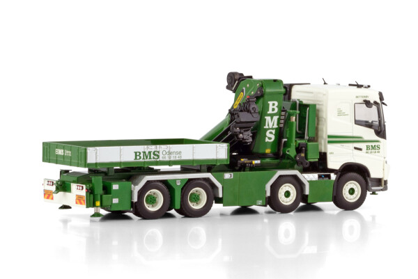 BMS A/S; VOLVO FH4 SLEEPER CAB 8X4 WITH | WSI Models