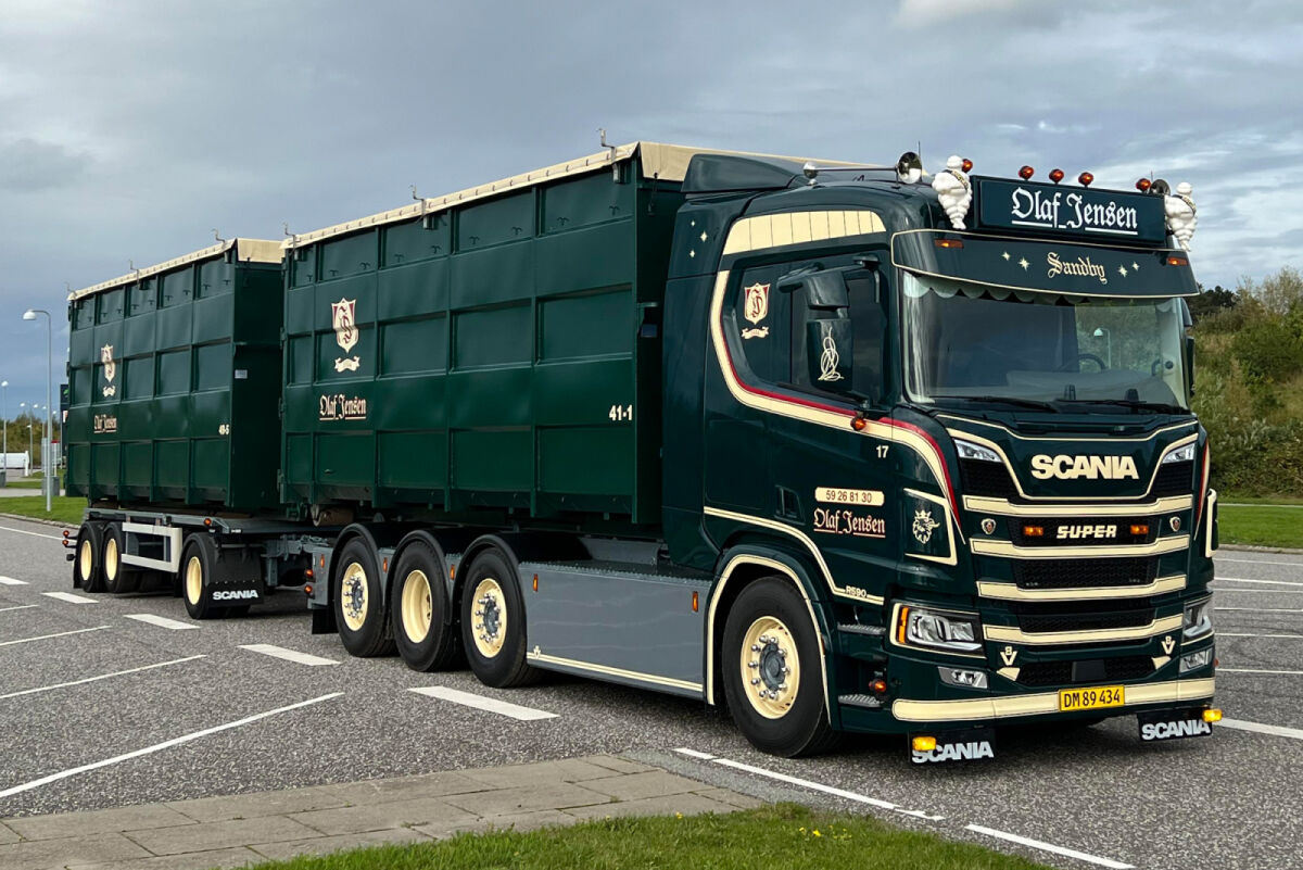 Olaf Jensen; SCANIA R NORMAL CR20N 8X2 T | WSI Models