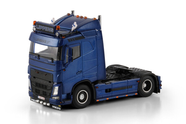 lippens-volvo-fh4-sleeper-cab-